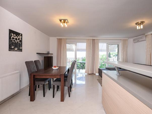 Apartments Villa Slavica Ičići Eksteriør bilde