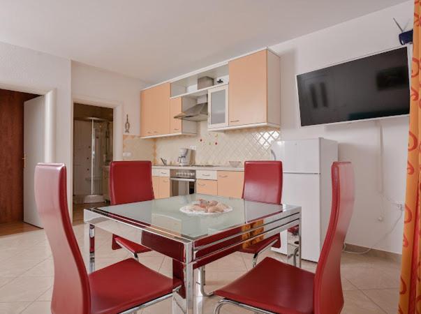 Apartments Villa Slavica Ičići Eksteriør bilde